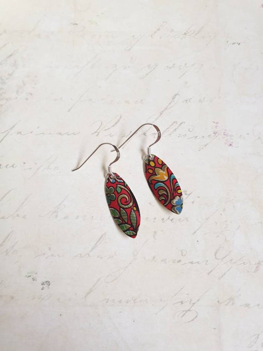 1950s Vintage Tin Earrings: Small Red Floral