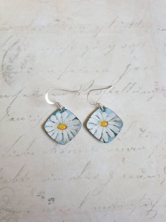 1960s Vintage Tin Daisy Earrings